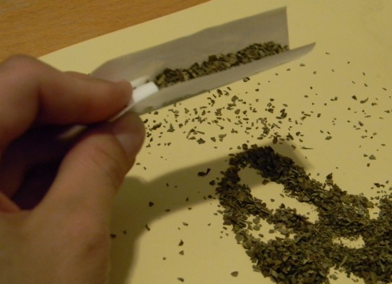 roll_a_joint_fill_paper